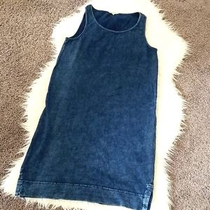 Sleeveless T-shirt dress